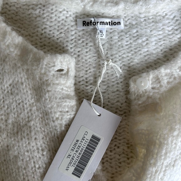 Reformation Clara Crew - Picture 3 of 4